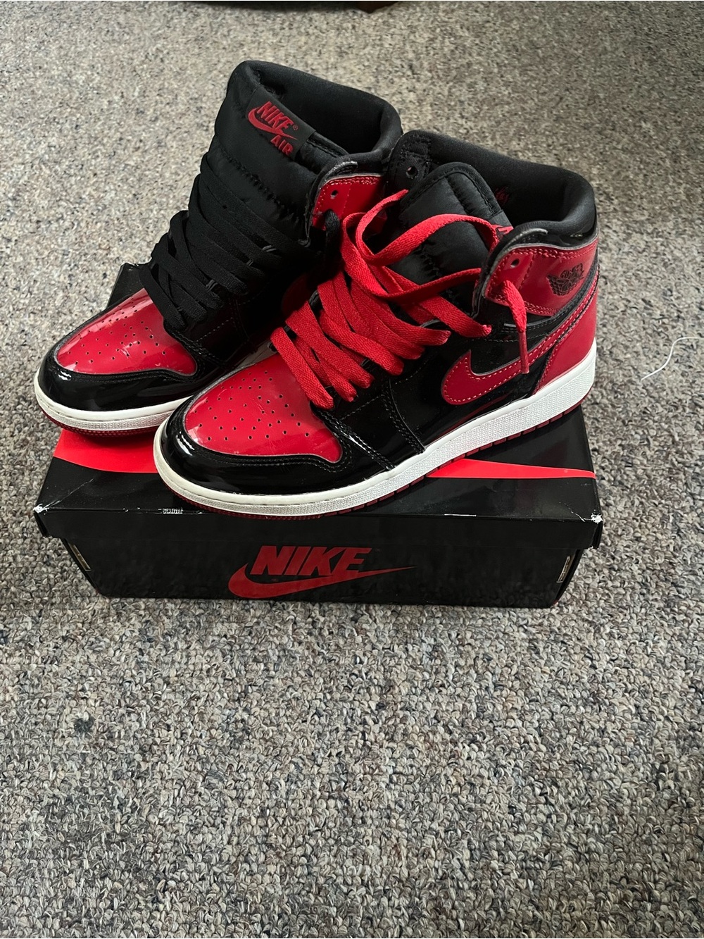 Air Jordan 1 Patent Bred Youth Sizing